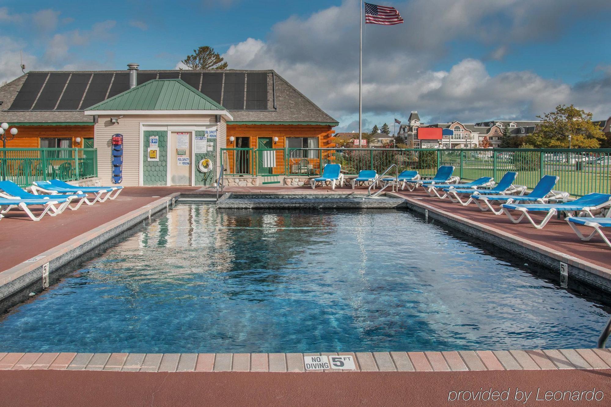 Econo Lodge Bayview Mackinaw City Kültér fotó