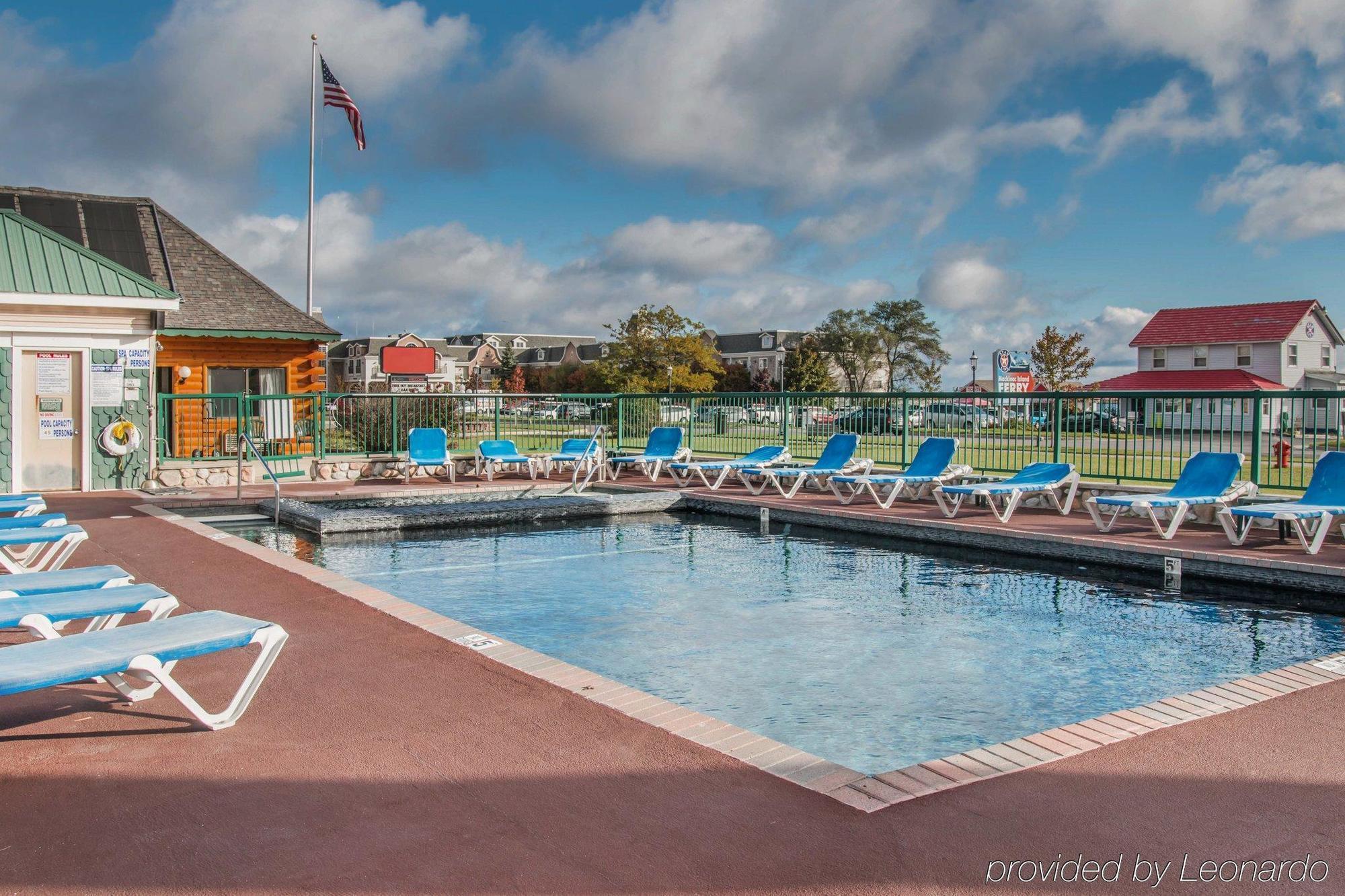 Econo Lodge Bayview Mackinaw City Kültér fotó