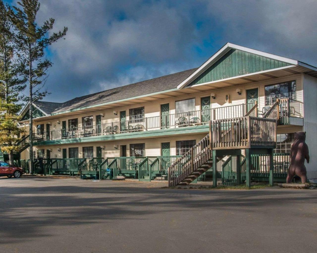 Econo Lodge Bayview Mackinaw City Kültér fotó