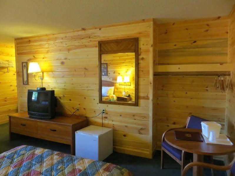 Econo Lodge Bayview Mackinaw City Kültér fotó